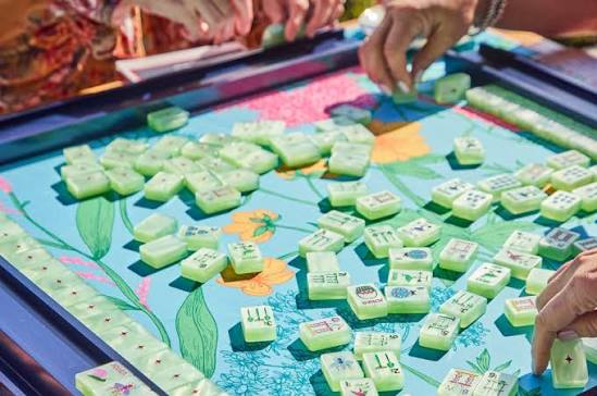 BESPOKE MAHJONG GARDEN GLOW TILES
